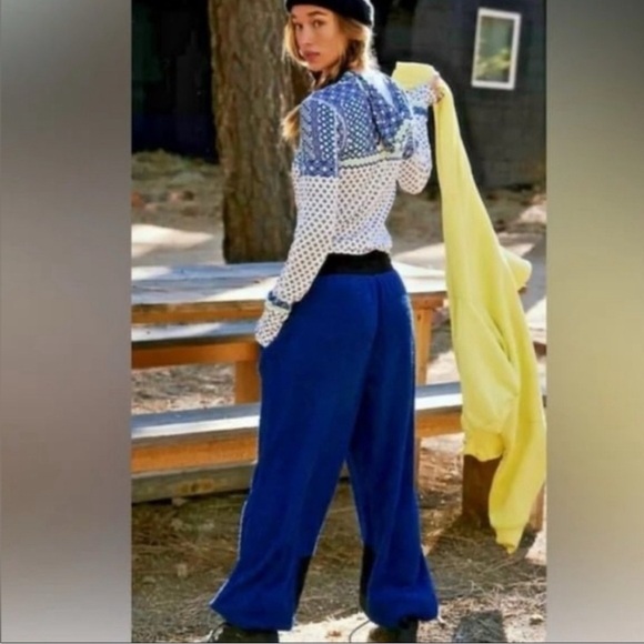 NWT Free People Movement Blue Cuddle Up Fleece Tie Waist Cozy Pants Joggers - Picture 2 of 9